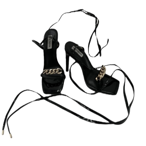 STEVE MADDEN Women’s Black High Heels with Gold Chain Accent - Picture 1 of 10